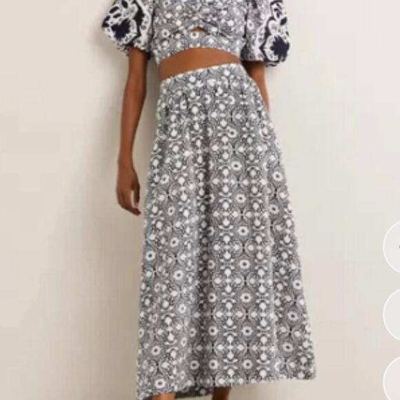 Boden Dresses & Skirts - BODEN NWT French Navy Bloomsbury Mono black and white maxi skirt, size 16/18